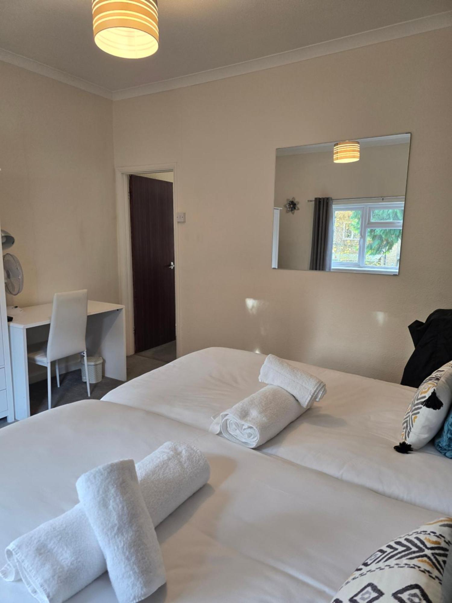 14B Malden Apartment Watford  Bagian luar foto